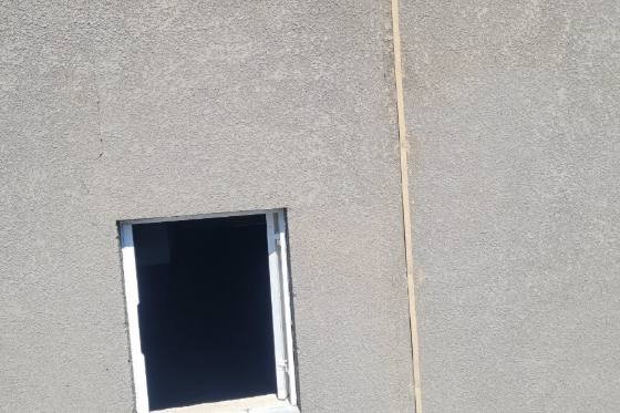 Projeto de SPDA e para-raios executado em edifício em São Paulo, registro 2 de 16: cobertura, captor, cabo de descida e caixa de inspeção de aterramento